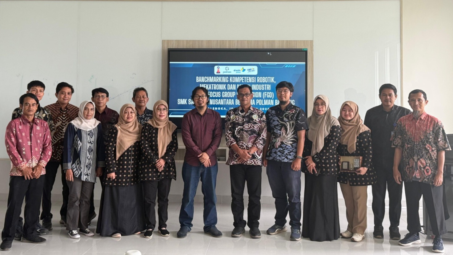 SMK Samudra Nusantara Laksanakan Benchmarking Kompetensi Robotik, Mekatronik, dan Mesin Industri Bersama Polman Bandung di Polman Majalengka